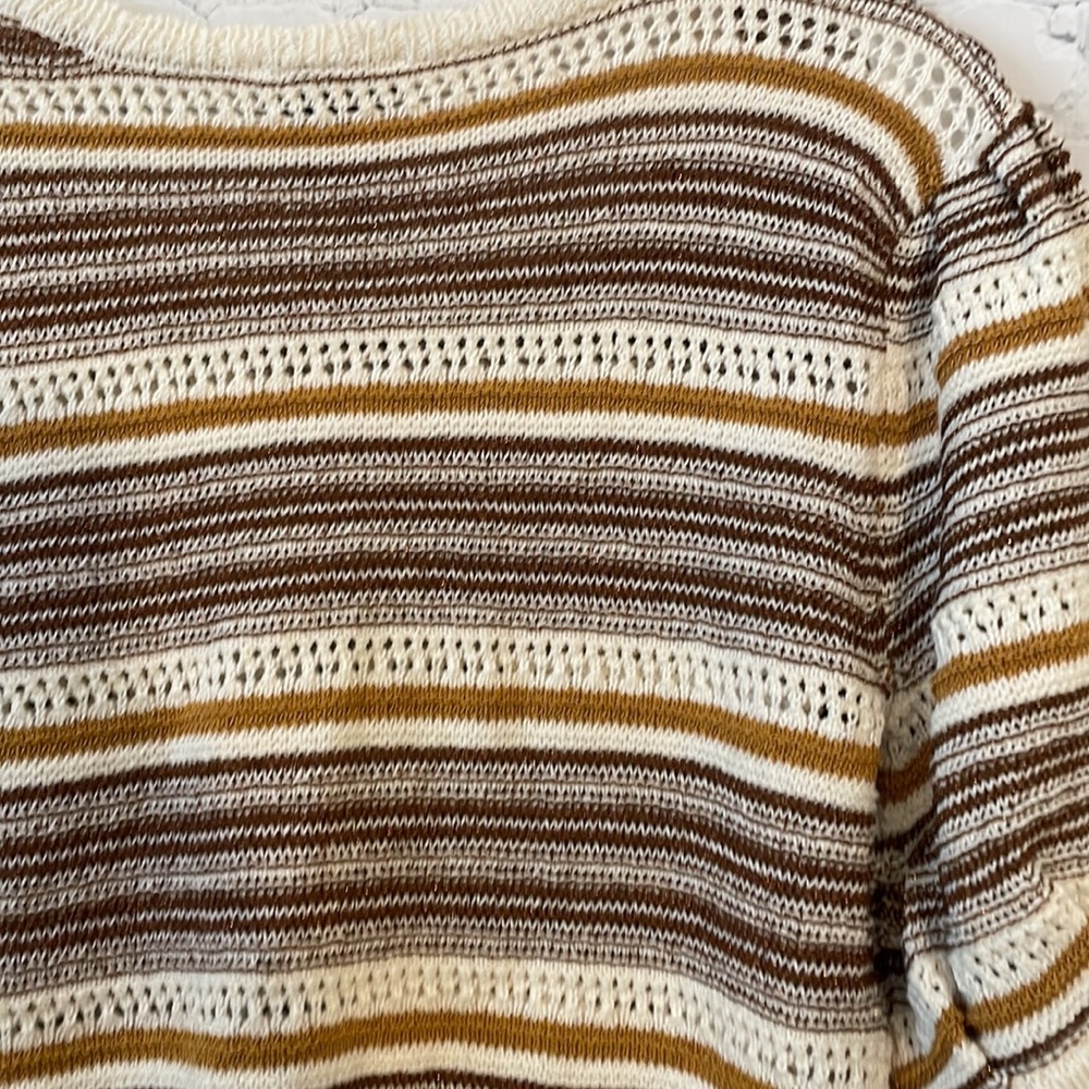 NWT House Of Harlow striped knit puff sleeve top - Picture 6 of 6